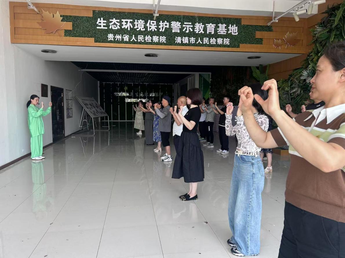 b3df70e5e38c43dc962dbb106516737